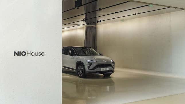 A photo of a Nio electric car in a showroom. 