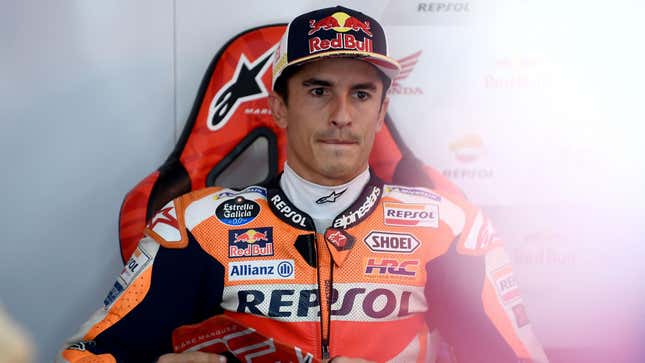 Repsol Honda Team-Fahrer Marc Marquez aus Spanien bereitet sich auf das freie Training der MotoGP-Klasse des Großen Preises von Japan im Mobility Resort Motegi in Motegi, Präfektur Tochigi, am 29. September 2023 vor.