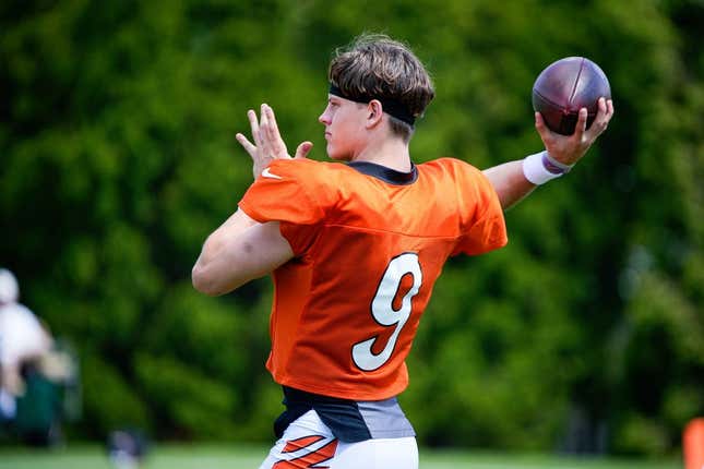 Cincinnati Bengals quarterback Joe Burrow returned to practice Wednesday, August 30, 2023 as the team prepares for the season opener against the Browns Burrow suffered a calf injury on July 27, has not participated in practice publicly, but did go through his normal pregame warmup before the Bengals&#39; preseason opener against the Green Bay Packers on Aug. 11.