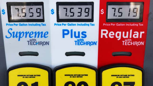 A photo of gas prices in Los Angeles, California on March 25.