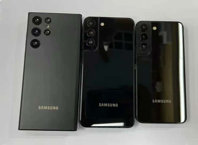 Imagen para el artículo titulado Los últimos rumores del Samsung Galaxy S22 vienen con sorpresa