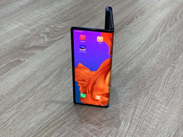 Image for article titled The Huawei’s ludicrously expensive Mate X makes the case for the foldable phone