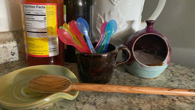 Image for article titled Your Kitchen Needs a Cup Full of Baby Spoons