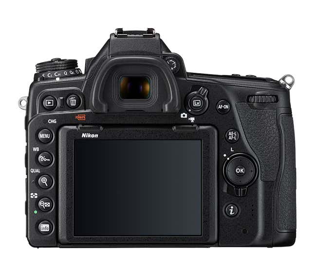 Nikon D780