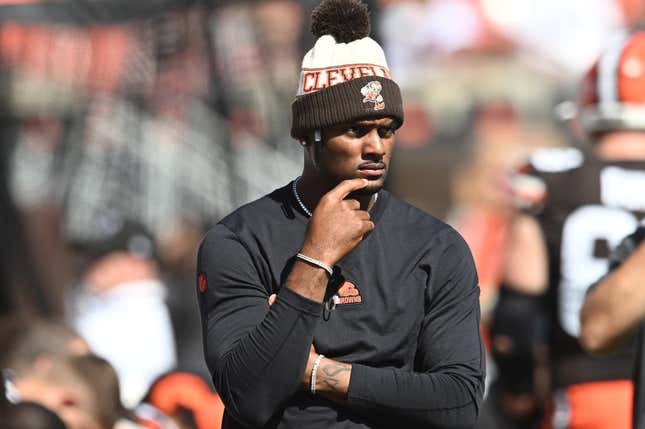 Browns QB Deshaun Watson sitting out with shoulder injury; rookie  Thompson-Robinson starts vs Ravens