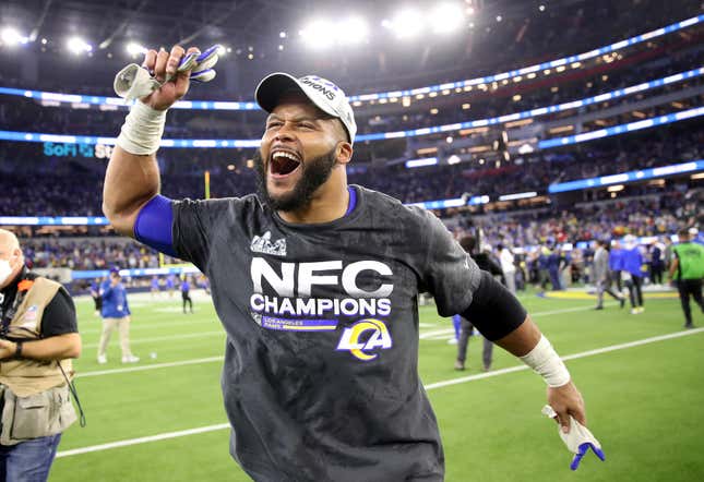 Pitt Alum Aaron Donald Leads LA Rams to Super Bowl LVI Win - Pittsburgh  Sports Now