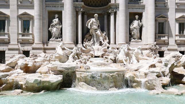 Image for article titled How Not To Be An Asshole Tourist That Everyone Hates