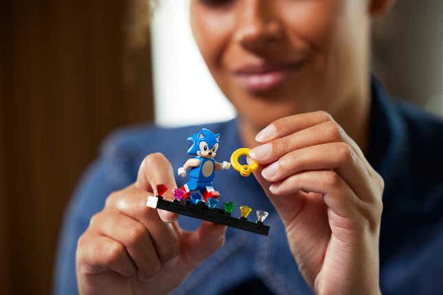 Imagen para el artículo titulado El nuevo set de Lego de Sonic es el regalo perfecto para los amantes de los videojuegos