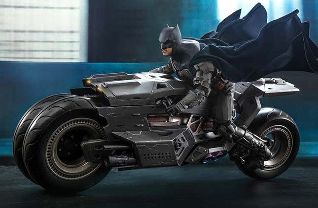 Image for article titled Everyone's Pulling Awkward Faces In This Weeks' Toy News