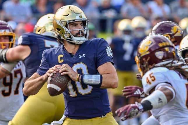 No. 9 Notre Dame preps for showdown with 41-17 win against CMU