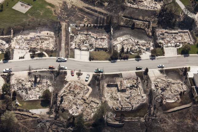 Image for article titled The aftermath of destructive wildfires, seen from above