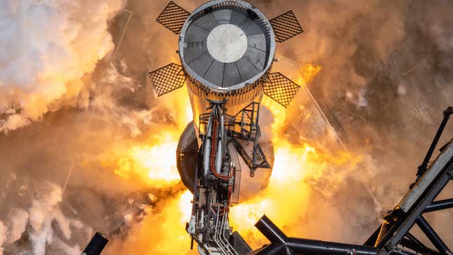 A static fire test of SpaceX’s Starship Booster 9, August 25, 2023.