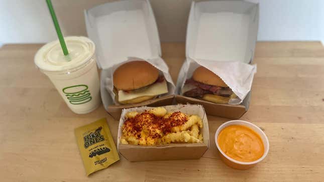Image for article titled Shake Shack’s Ultra-Hot Menu Intends to Destroy You