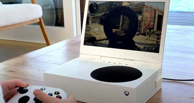 Imagen para el artículo titulado Esta pantalla puede convertir una Xbox Series S en una consola portátil