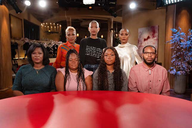 Breonna Taylor’s family joins Red Table Talk.
