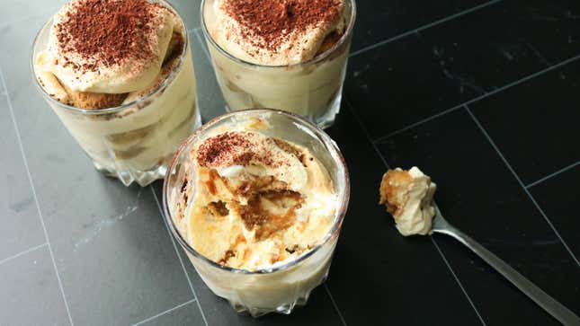 Image for article titled Treat Yourself to a Cheater&#39;s Tiramisu