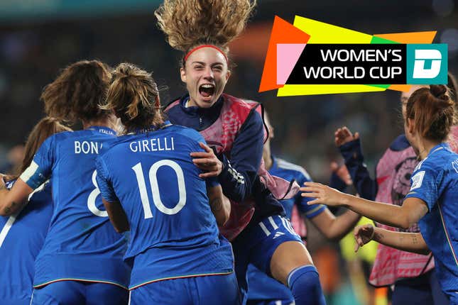 Italy celebrates a game-winning goal from Cristiana Girelli.