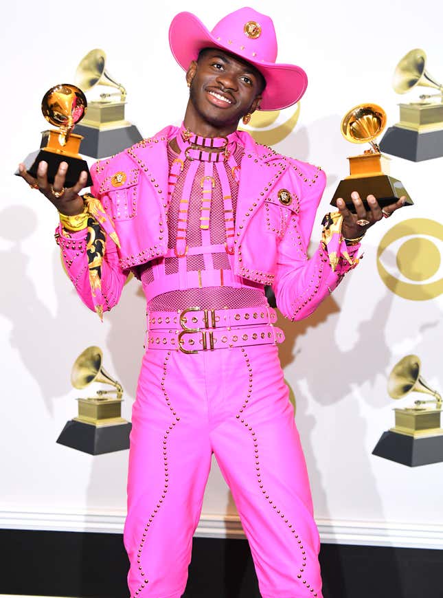 Pharrell Williams' giant hat had 2014 Grammys buzzing