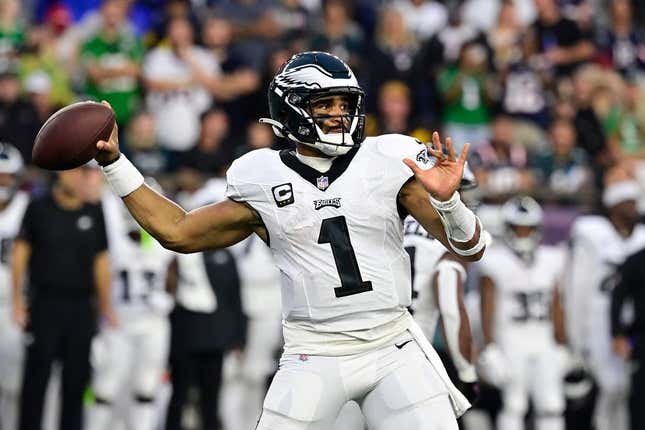 Jalen Hurts throws two touchdowns as Philadelphia Eagles beat Minnesota  Vikings