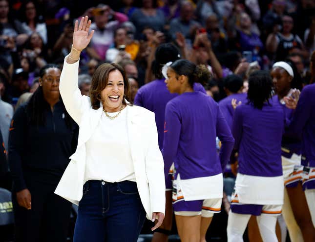 LOS ANGELES, CALIFORNIA - MAY 19: U.S. Vice President Kamala Harris attends a game between the Phoenix Mercury and the Los Angeles Sparks at Crypto.com Arena on May 19, 2023 in Los Angeles, California. 