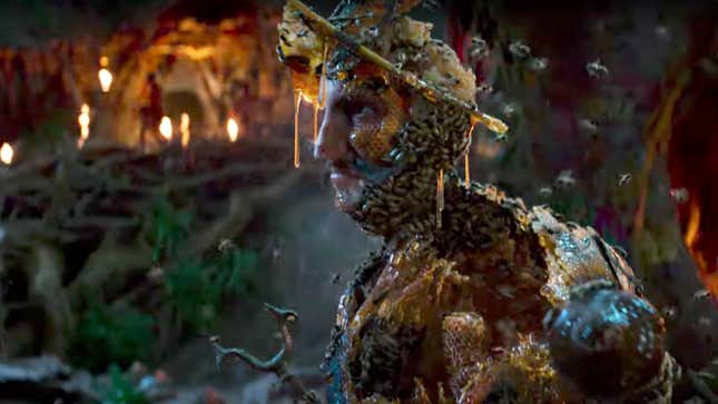 A CGI-heavy cursed man covered in bees and honeycombs in Disney's Jungle Cruise looks similar to Pirates of the Caribbean villains.