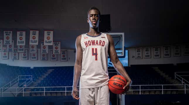 Image for article titled HBCU Hoops Phenom Makur Maker to Star in New Docuseries Big Man on Campus