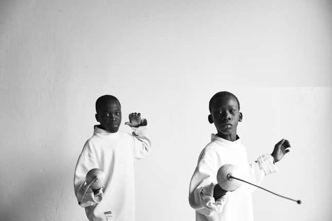 Image for article titled Photos: For Senegal’s jailed minors and street kids, fencing is more than just a sport