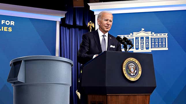 Image for article titled Biden Secures Nation Extra Trash Can