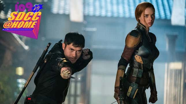 Snake Eyes and Scarlett, played by Henry Golding and Samara Weaving, lower into battle stances to fight an offscreen foe.