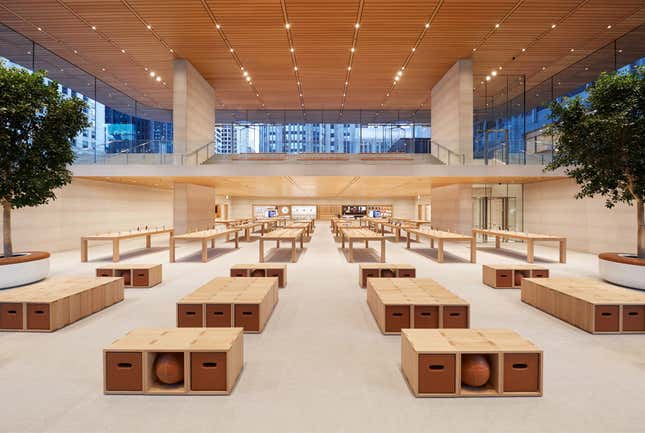 Does Apple's New Chicago Store Have Something to Say About the Future of  Cities? - Metropolis