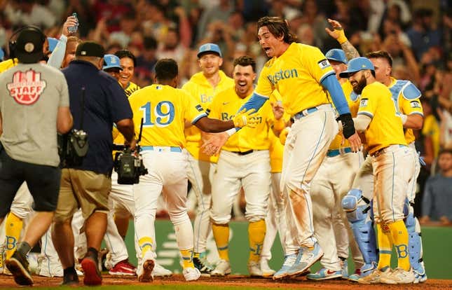 Pablo Reyes hits walk-off grand slam in Red Sox's win over Royals