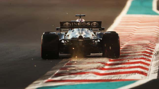 Image for article titled It Sure Looks Like This Is Lewis Hamilton&#39;s To Lose