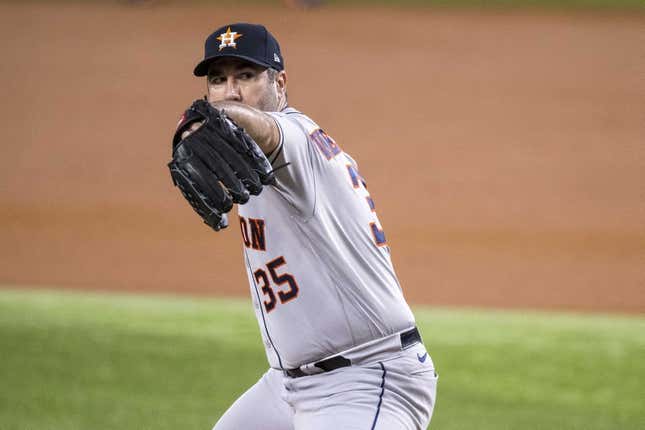 Sep 6, 2023; Arlington, Texas, USA; Houston Astros starting pitcher Justin Verlander (35) in action during the game between the Texas Rangers and the Houston Astros at Globe Life Field.