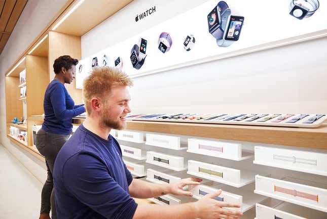 Apple Store Chicago: A glimpse into the future of retail » EFTM