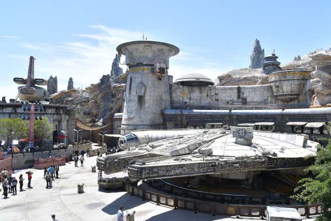 Image for article titled Photos: Inside Disney’s new Star Wars theme park