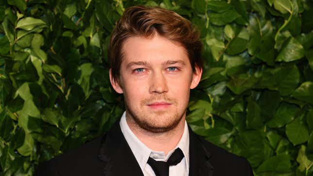 Image for article titled Joe Alwyn’s Uncharacteristic Photo Dump Has Us Asking: Is He OK?