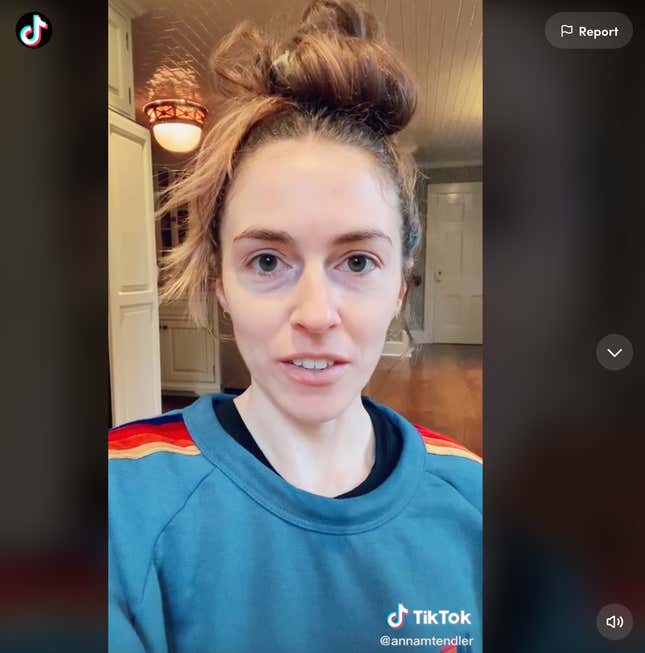 Image for article titled TikTok Has Picked A Side In The John Mulaney-Anna Marie Tendler Divorce And It&#39;s Not John Mulaney