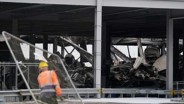 Image for article titled London Luton Airport Shut Down After A Parking Garage Went Up In Flames