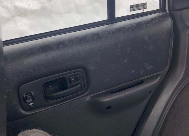 Image for article titled A Tesla Engineer's Jeep Ended Up Under 10 Feet of Snow for Months and It's Still There