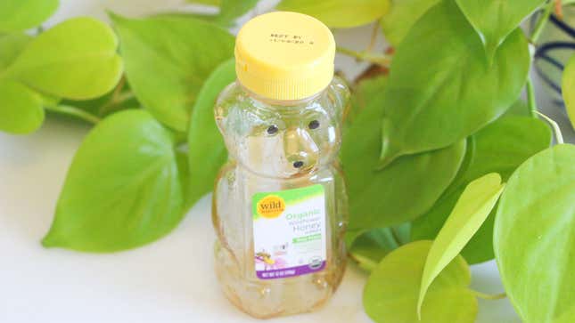 Image for article titled Make a Vinaigrette Inside an Almost Empty Honey Bottle