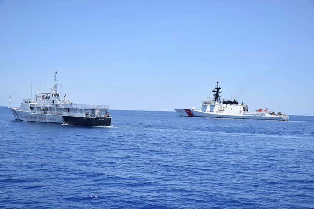 US and Philippine coast guard cutters in the South China Sea