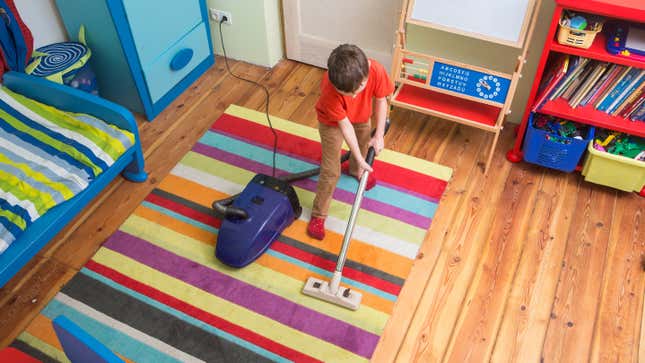 Image for article titled An Age-By-Age Guide to Kids&#39; Chores