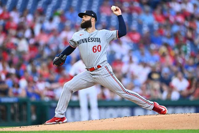 Aug 11, 2023; Philadelphia, Pennsylvania, USA; Minnesota Twins starting pitcher Dallas Keuchel (60) throws a pitch against the Philadelphia Phillies in the first inning at Citizens Bank Park.