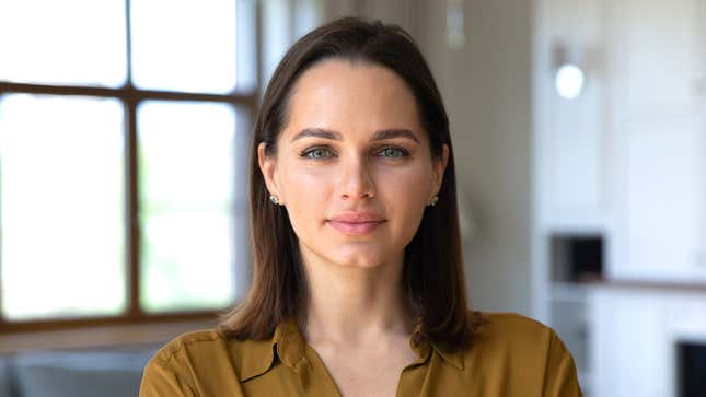 Image for article titled Woman Just Has One Of Those Faces Strangers Feel Comfortable Masturbating To