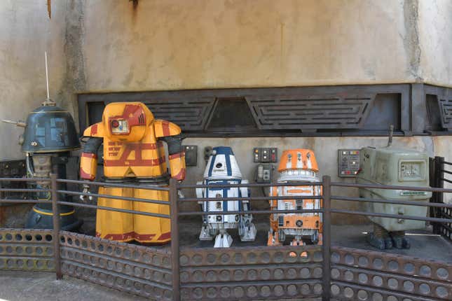 Image for article titled Photos: Inside Disney’s new Star Wars theme park