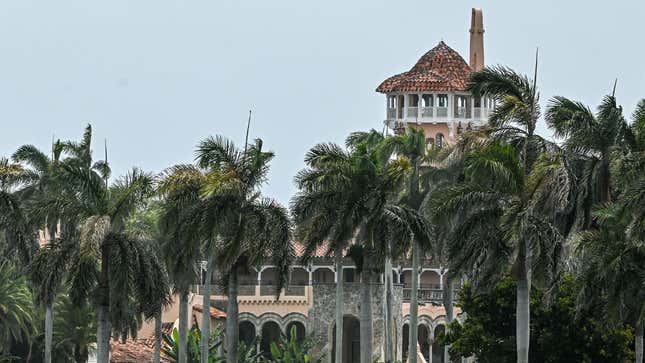 Image for article titled FBI Sent Itemized Bill For 12-Hour Stay At Mar-A-Lago