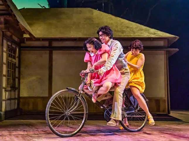 Image for article titled Look at This Incredible My Neighbor Totoro Stage Production