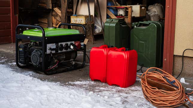 Image for article titled You Should Leave Your Portable Generator on Empty