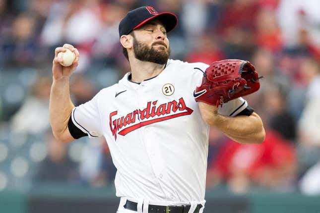 Sep 15, 2023; Cleveland, Ohio, USA; Cleveland Guardians starting pitcher Lucas Giolito (27) throws a pitch during the first inning against the Texas Rangers at Progressive Field.
