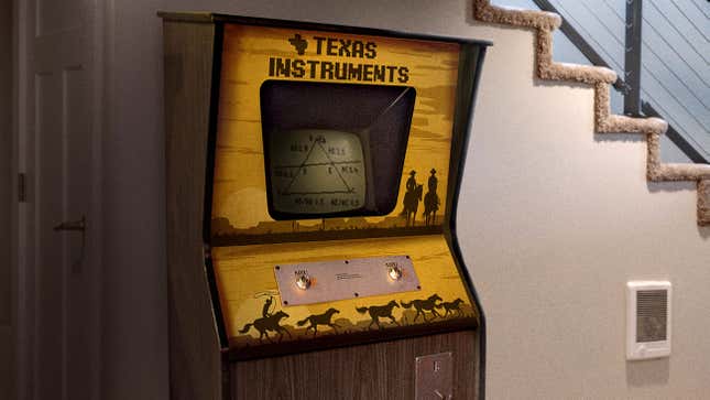 Image for article titled Man Scores Vintage Coin-Operated Texas Instruments Graphing Cabinet